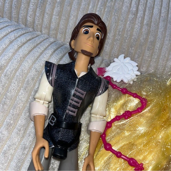 Disney tangled rapunzel Flynn rider dolls lot - Picture 8 of 9
